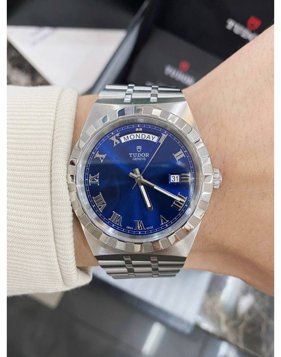 Tudor best sale royal m28600